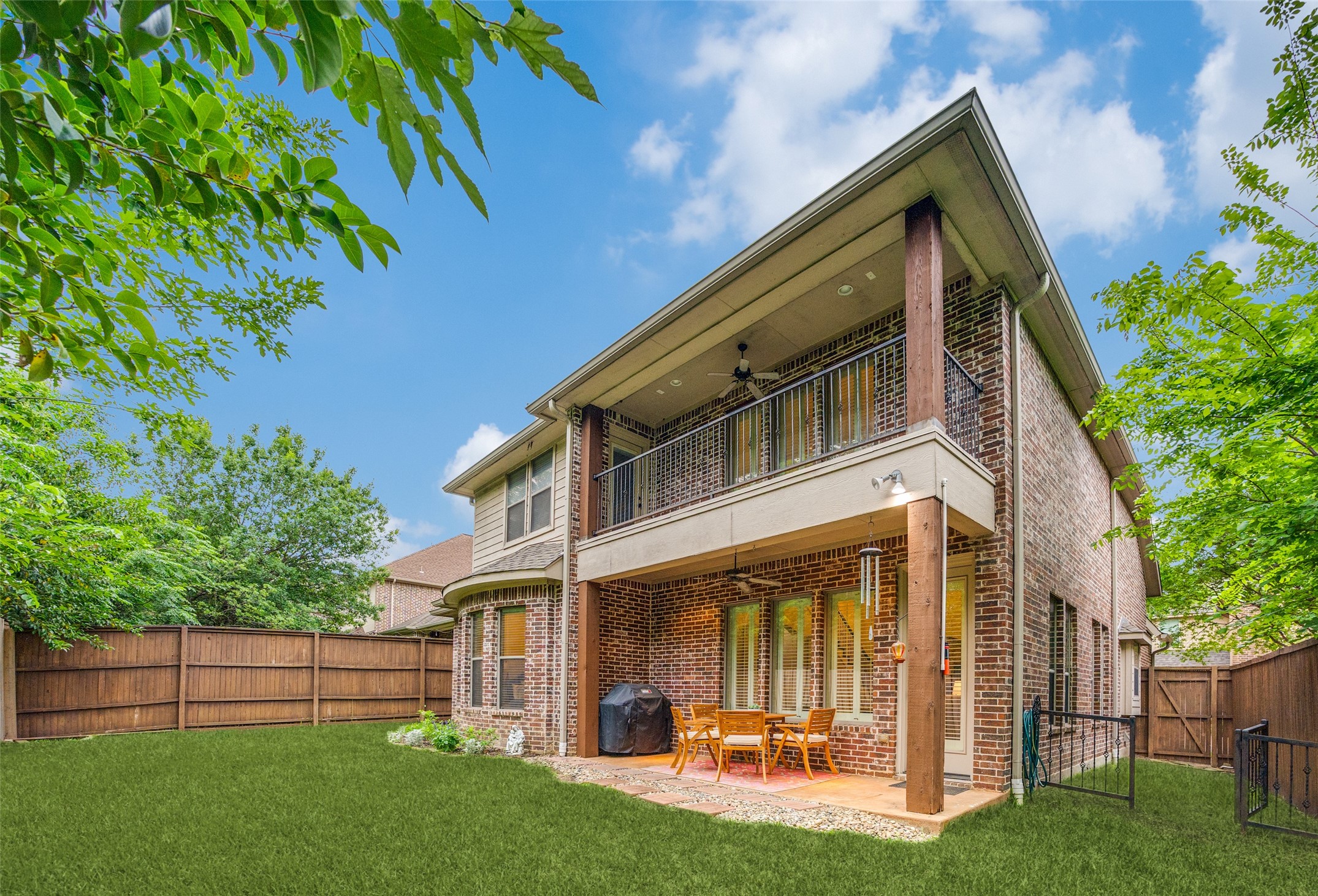 2242 Forest Hollow Park Dallas TX 75228