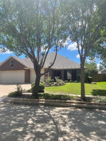 4613 Bellflower Way Fort Worth TX 76123