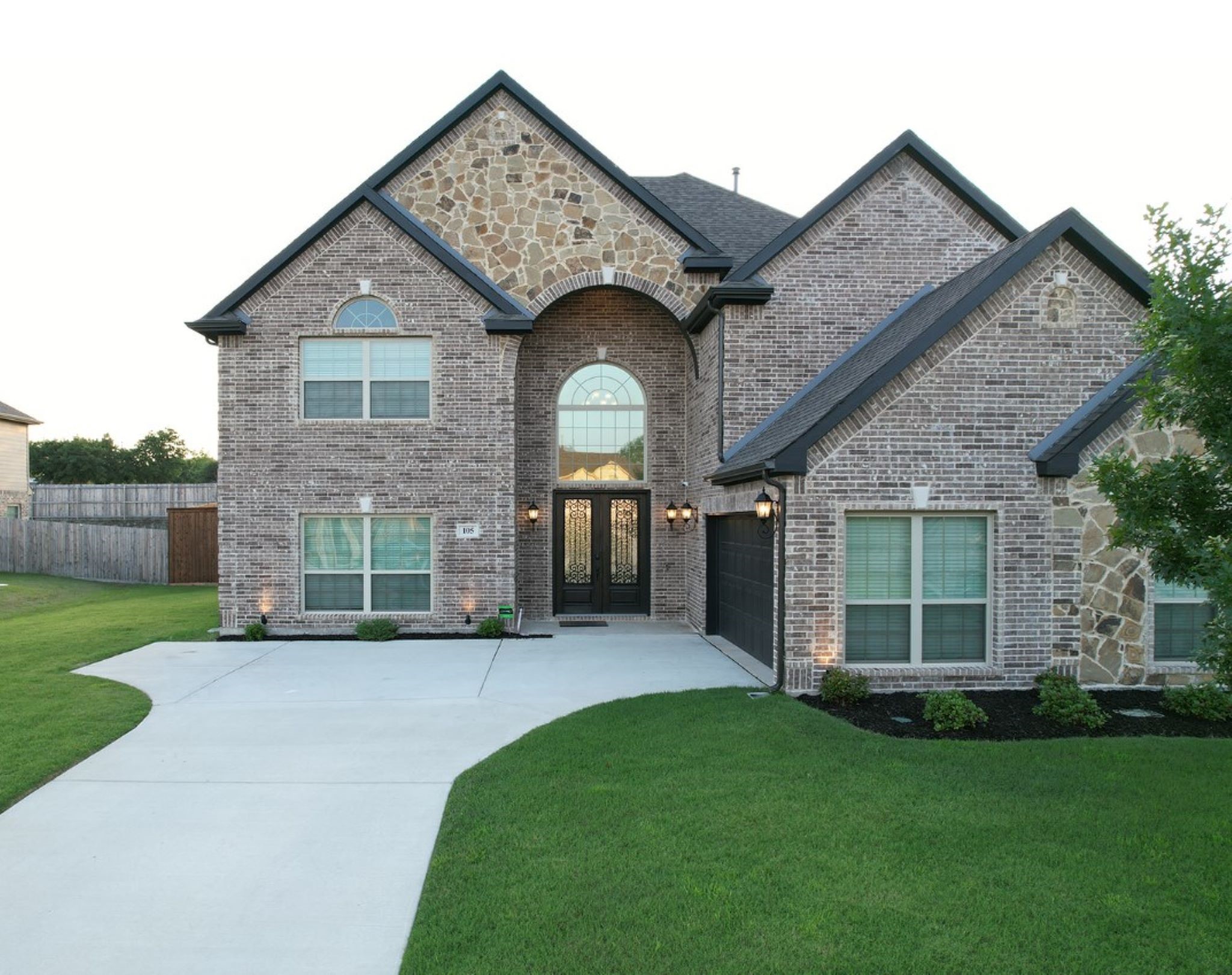 105 Wild River Court Desoto TX 75115