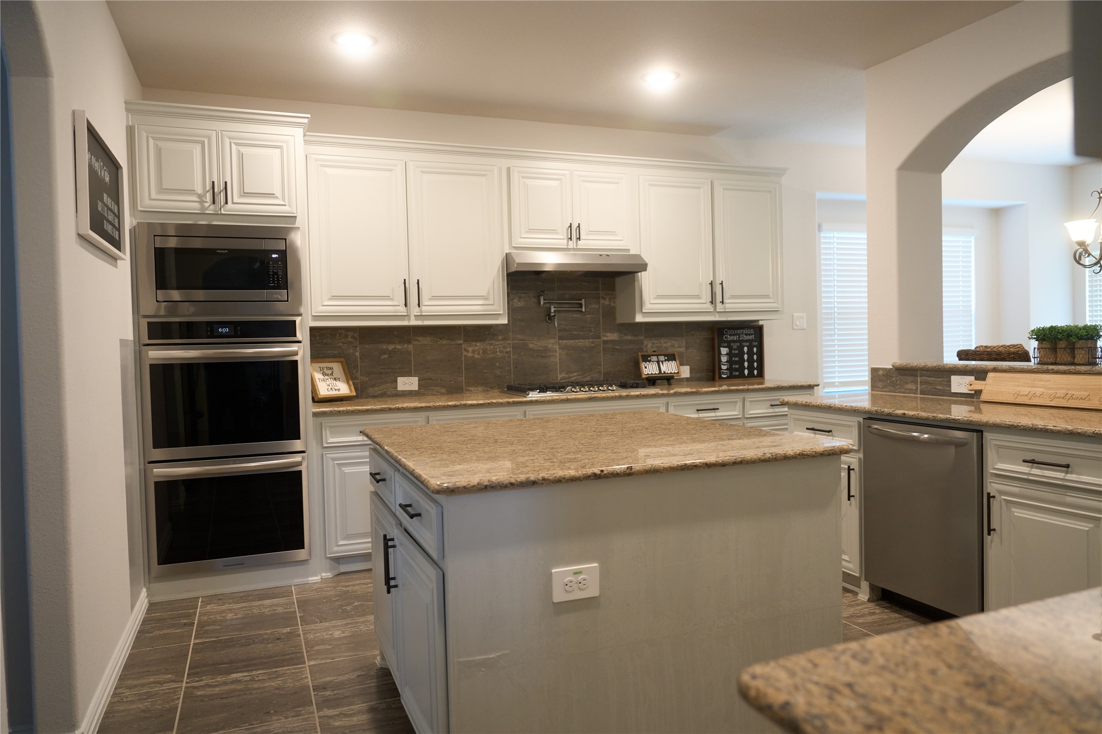 105 Wild River Court Desoto TX 75115