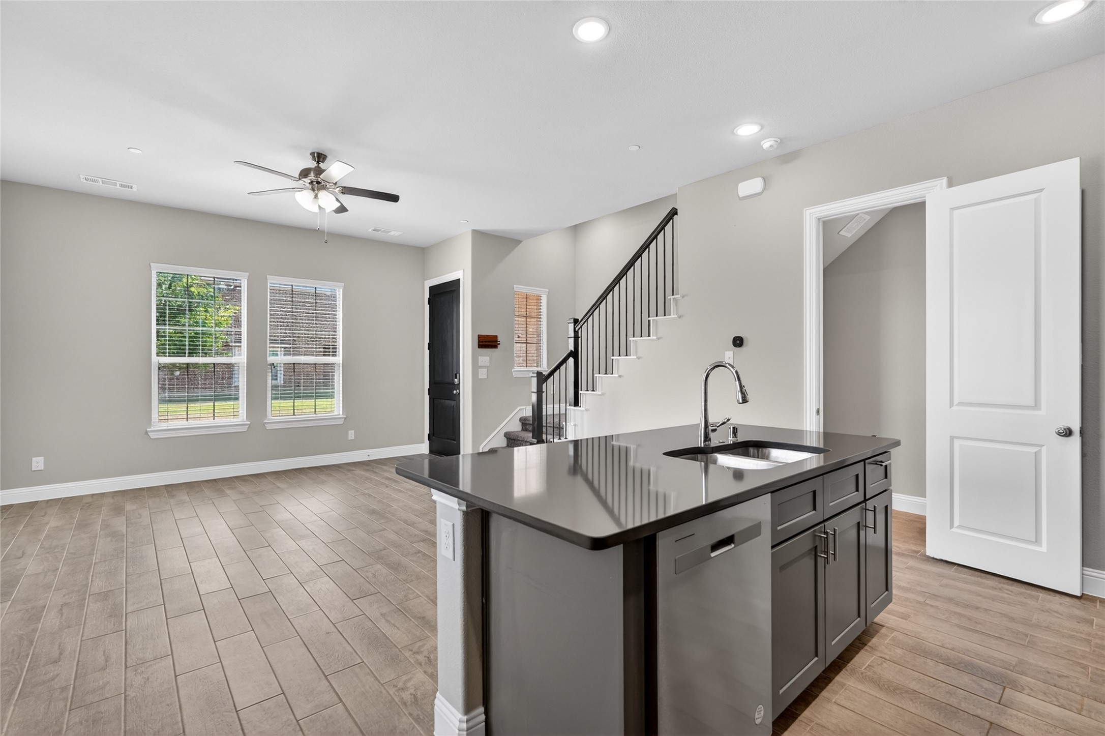 1511 Perrin Lane Farmers Branch TX 75234
