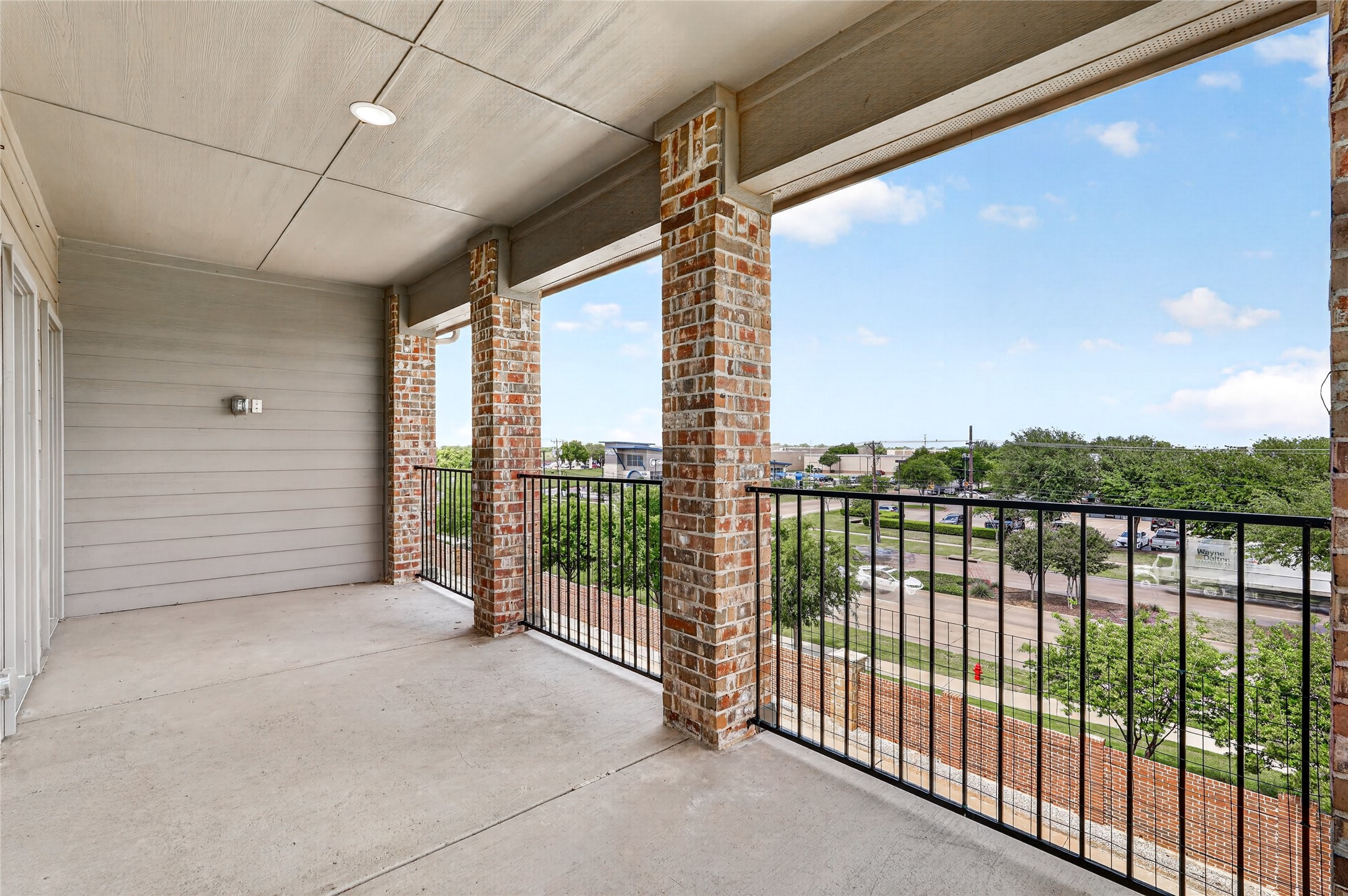 1511 Perrin Lane Farmers Branch TX 75234