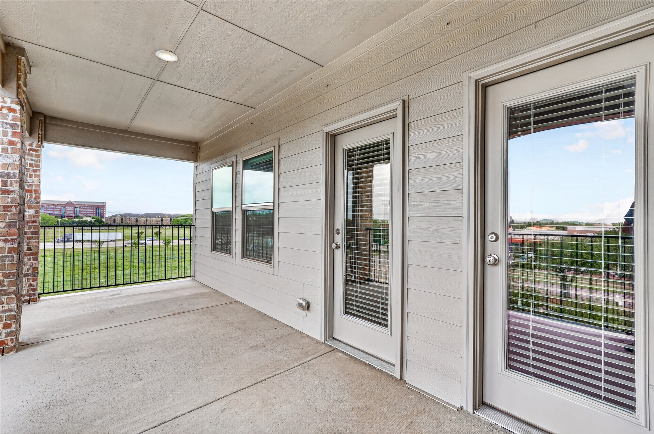 1511 Perrin Lane Farmers Branch TX 75234