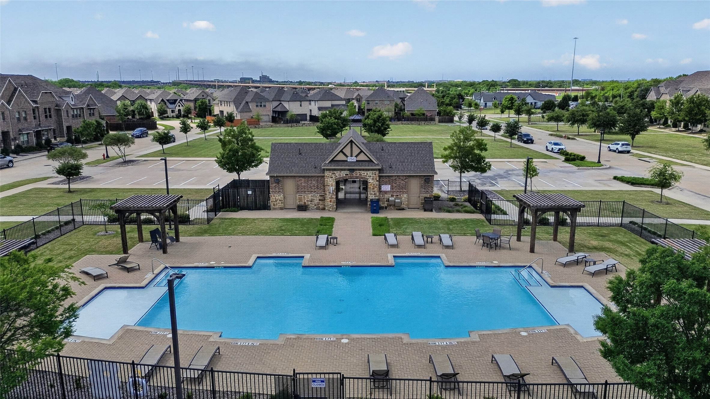 1511 Perrin Lane Farmers Branch TX 75234