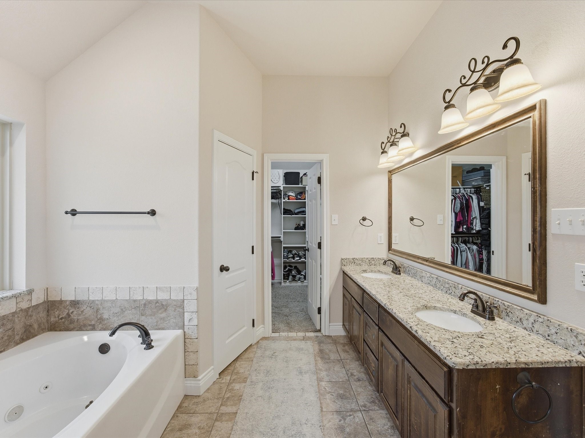 12204 Lighthouse Hill Azle TX 76020