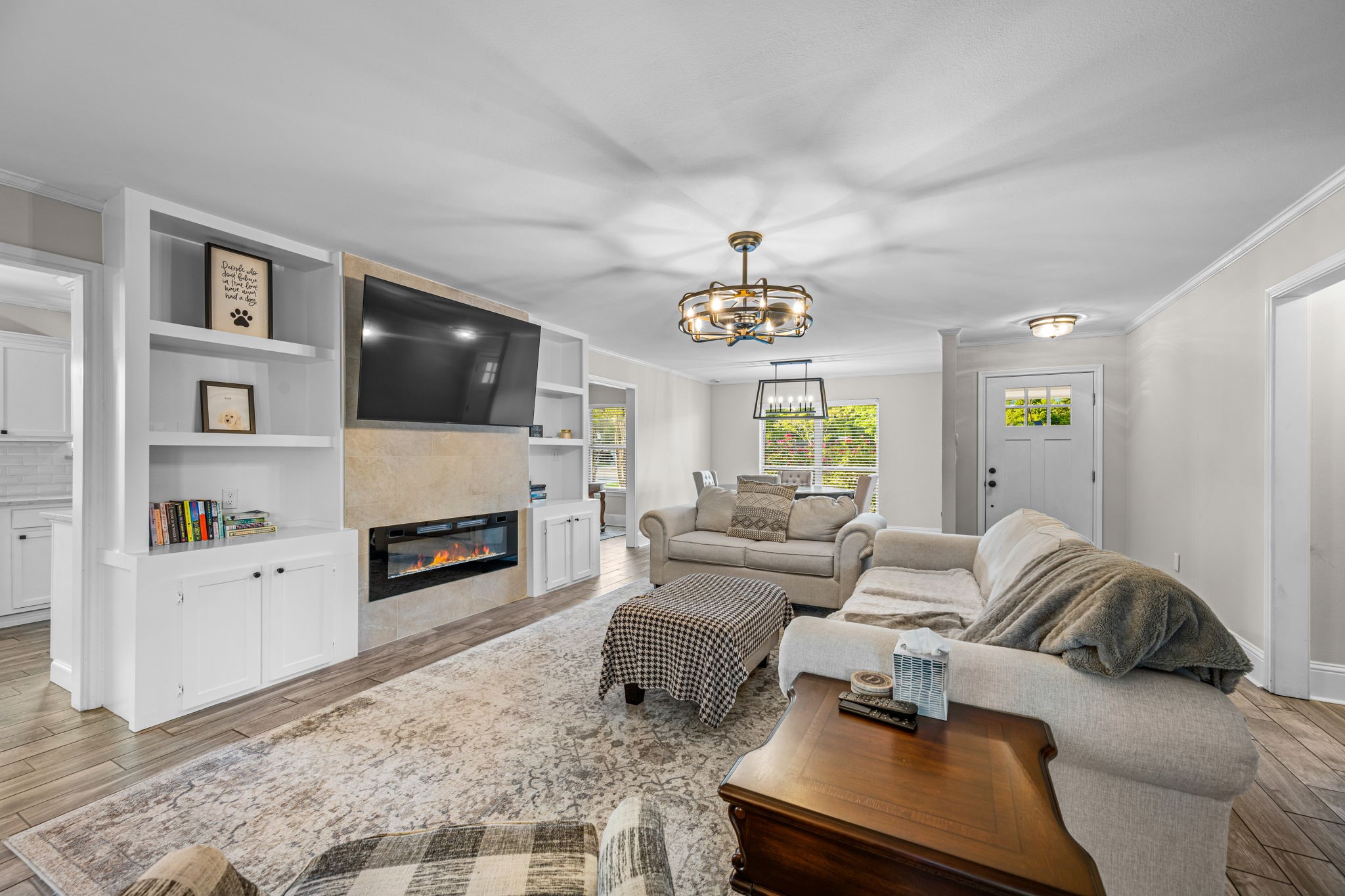 3556 Royal Lane Dallas TX 75229