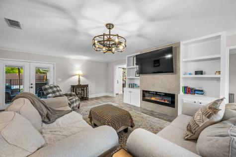 3556 Royal Lane Dallas TX 75229