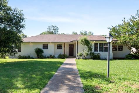 1205 Columbia Circle Corsicana TX 75110