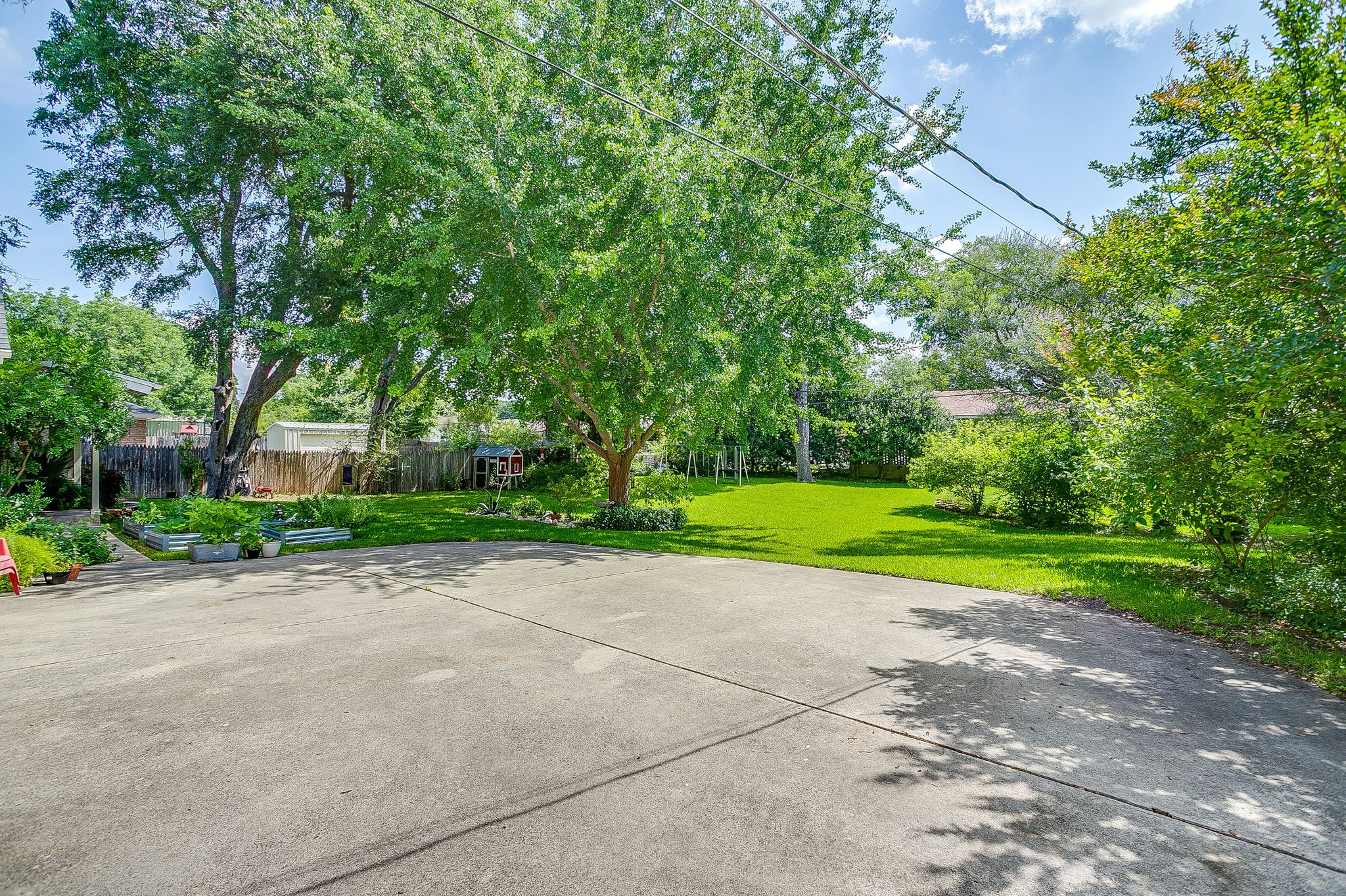 4305 Elmwood Drive Benbrook TX 76116