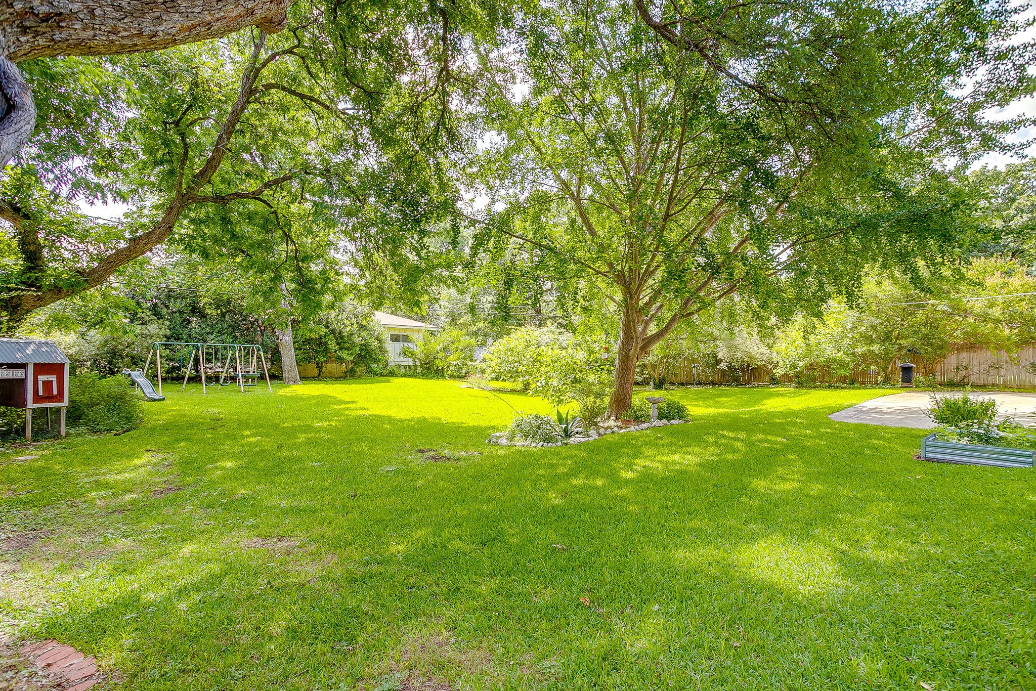 4305 Elmwood Drive Benbrook TX 76116