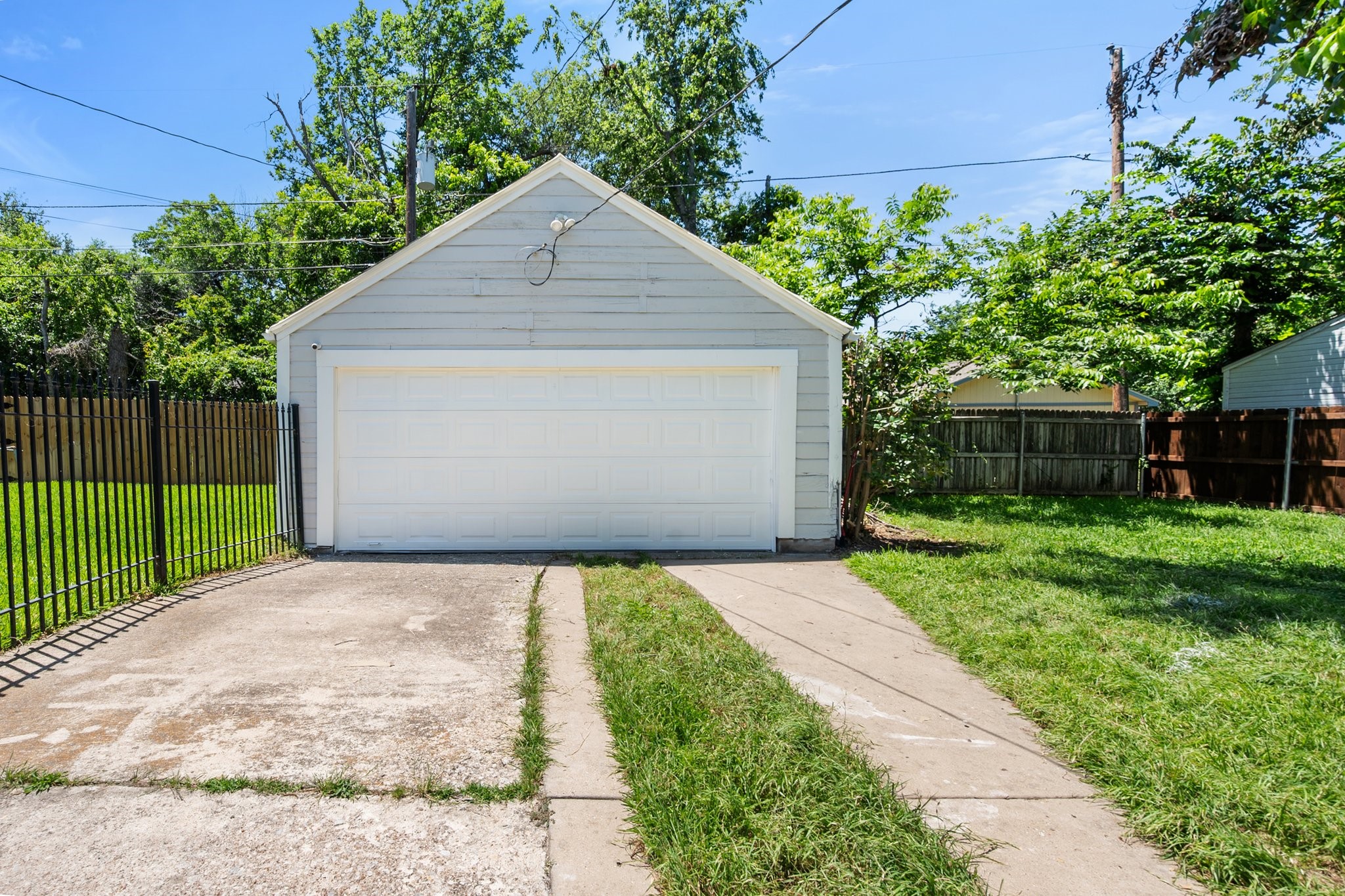 2624 Willing Avenue Fort Worth TX 76110