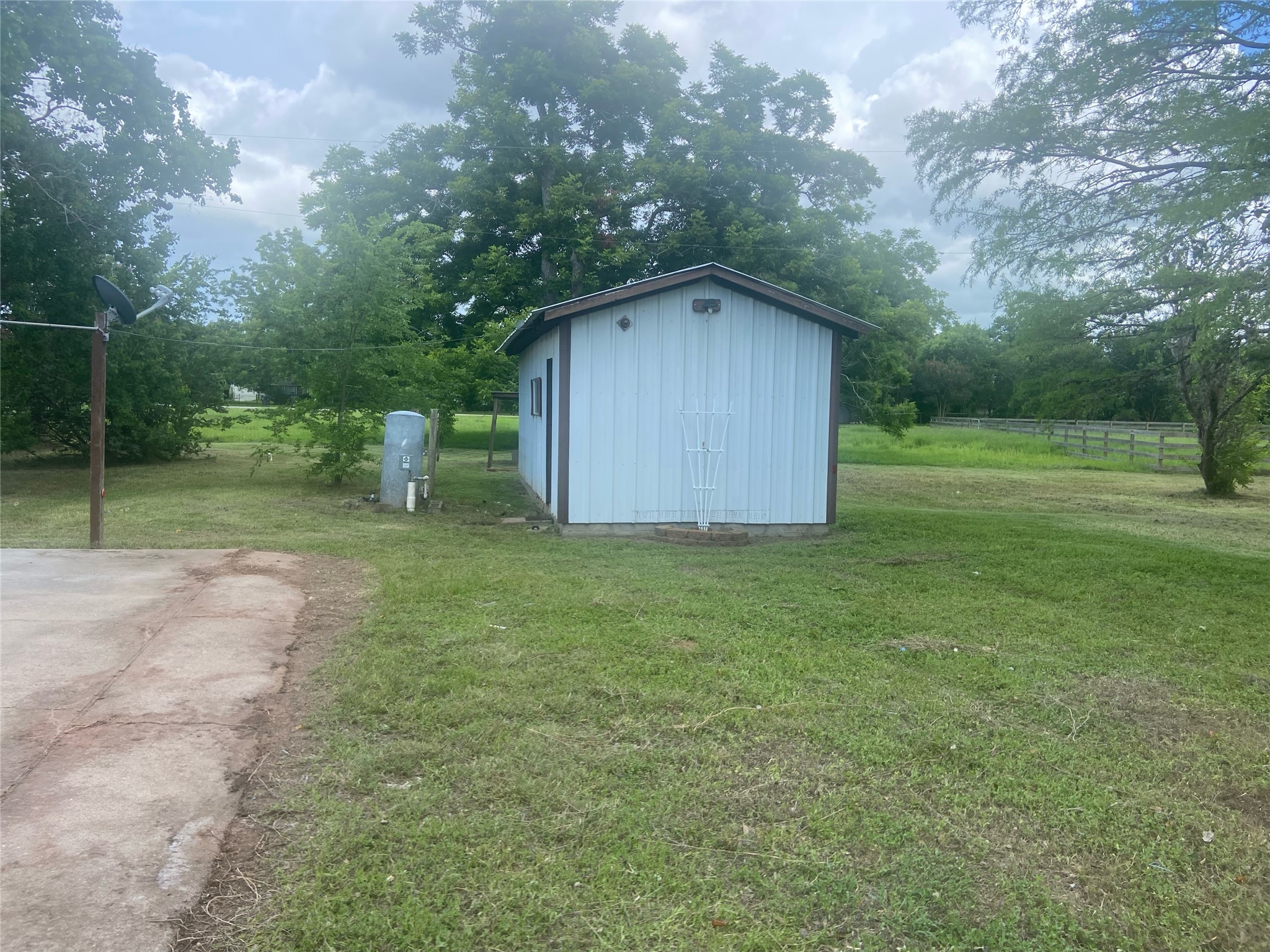 416 Fort Bend Drive Simonton TX 77485