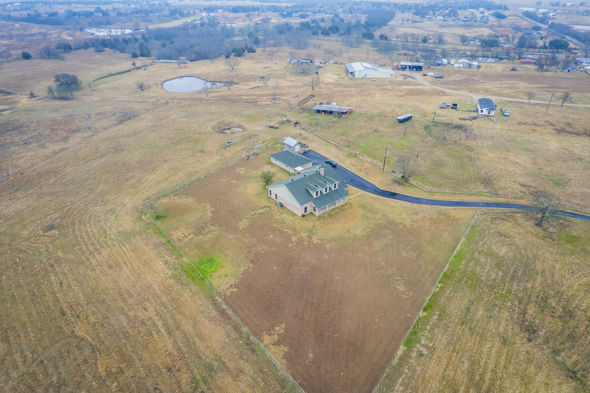 839 Walker Creek Road Ennis TX 75119