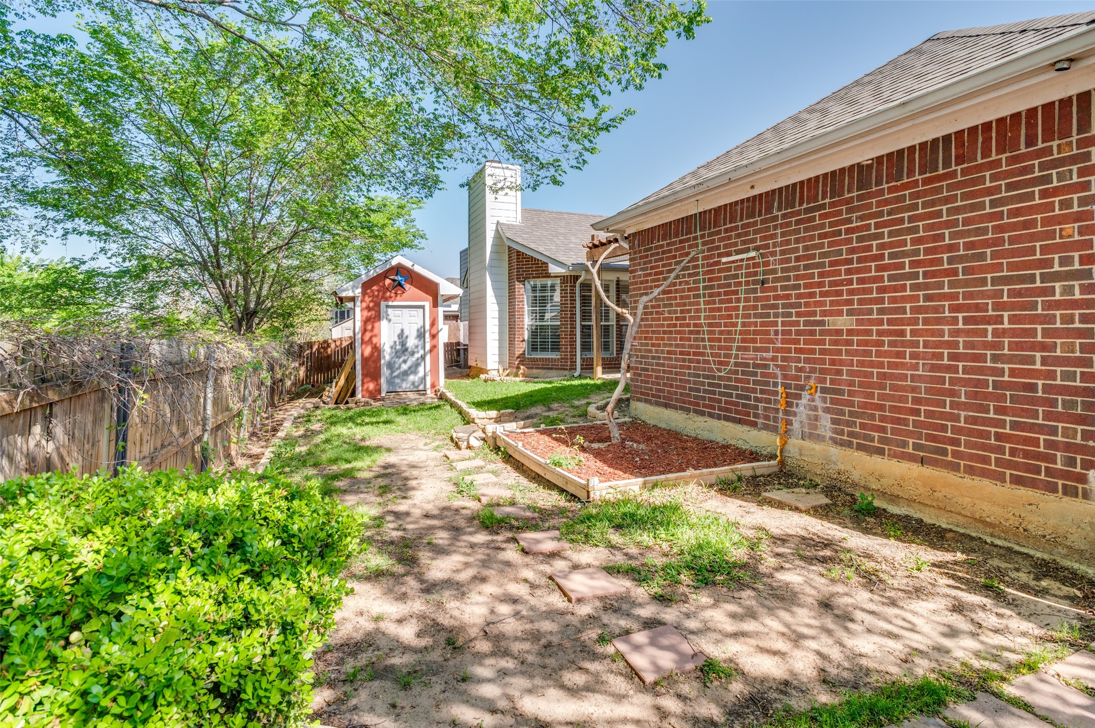 5444 Yellowstone Trail Fort Worth TX 76137