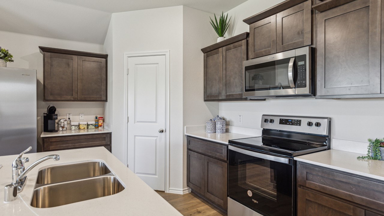 1131 Bristlecone Drive Nevada TX 75173