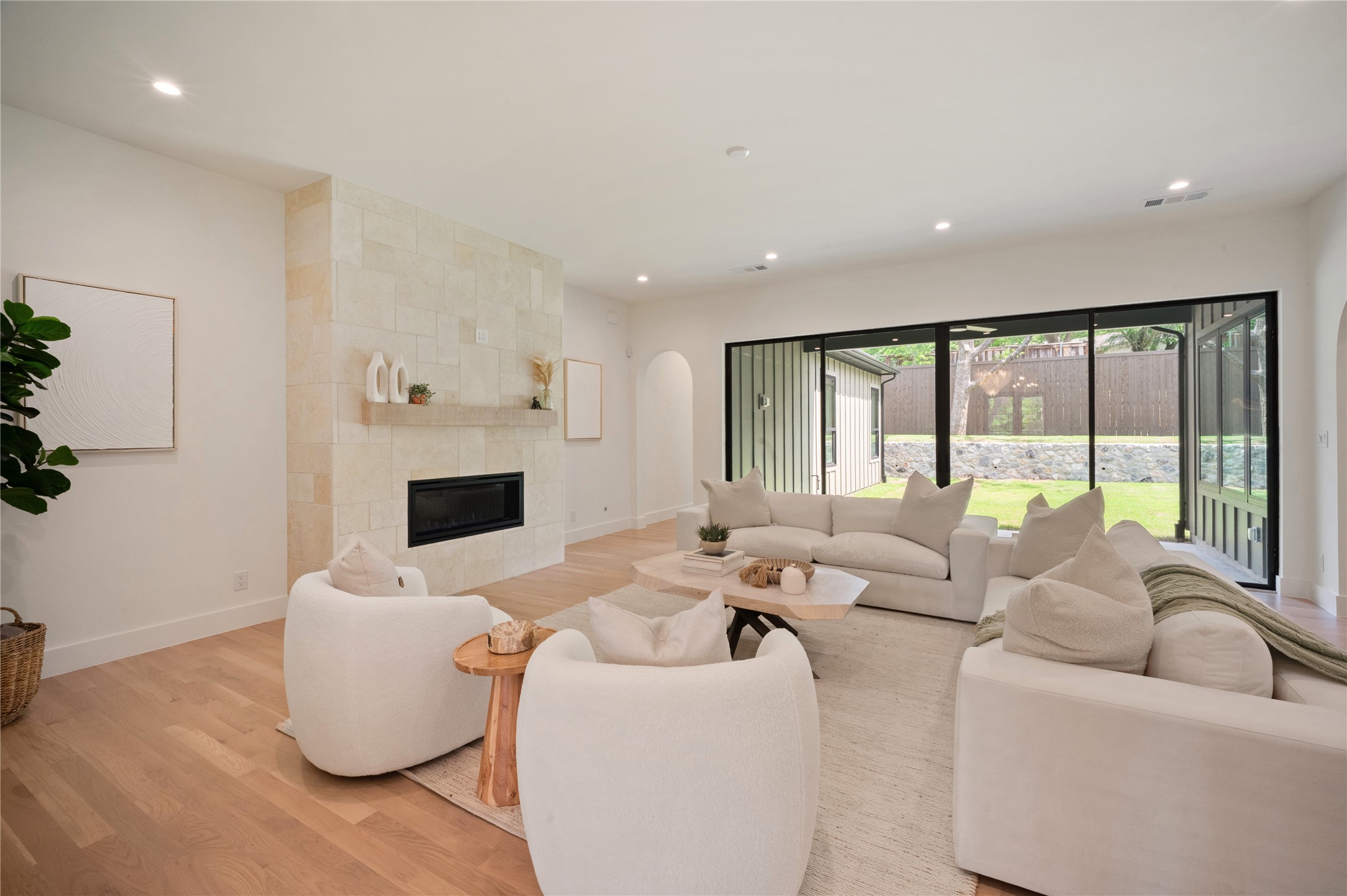 8716 Fawn Drive Dallas TX 75238