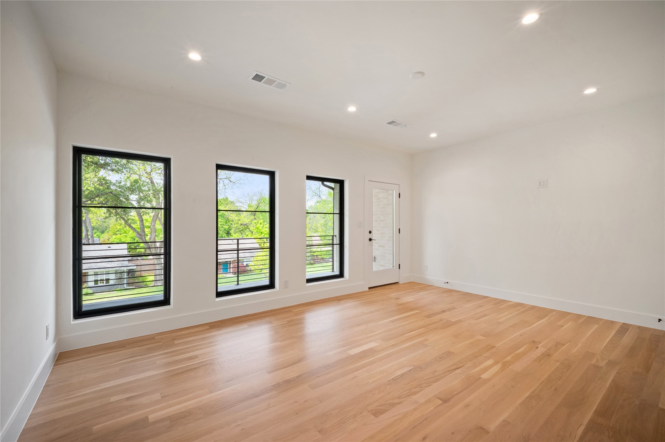 8716 Fawn Drive Dallas TX 75238