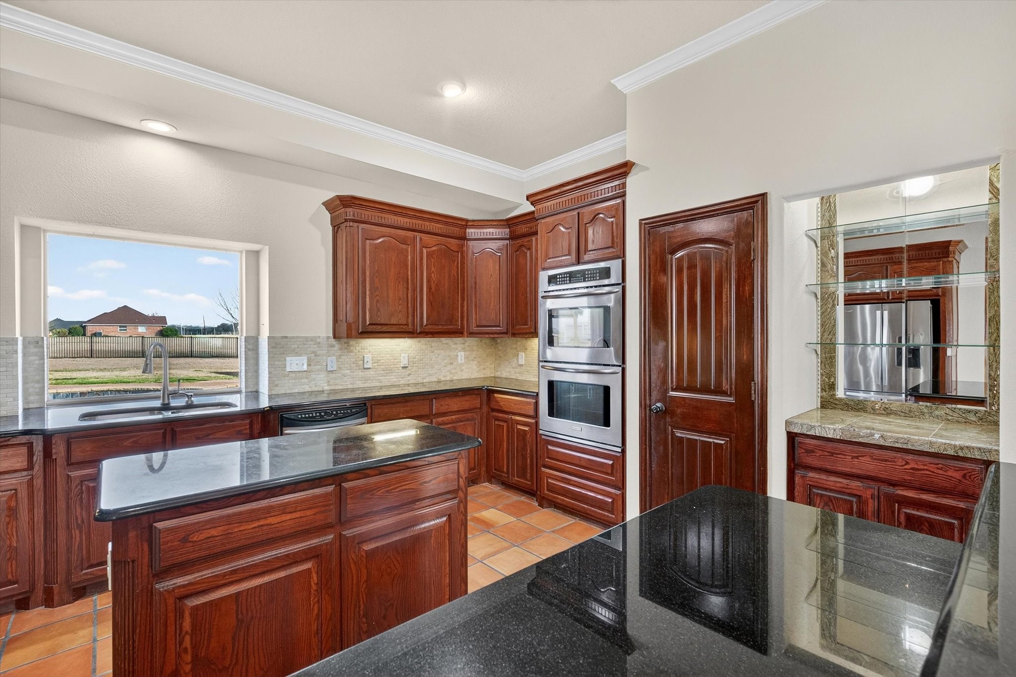 106 Lakeshore Drive Waxahachie TX 75165