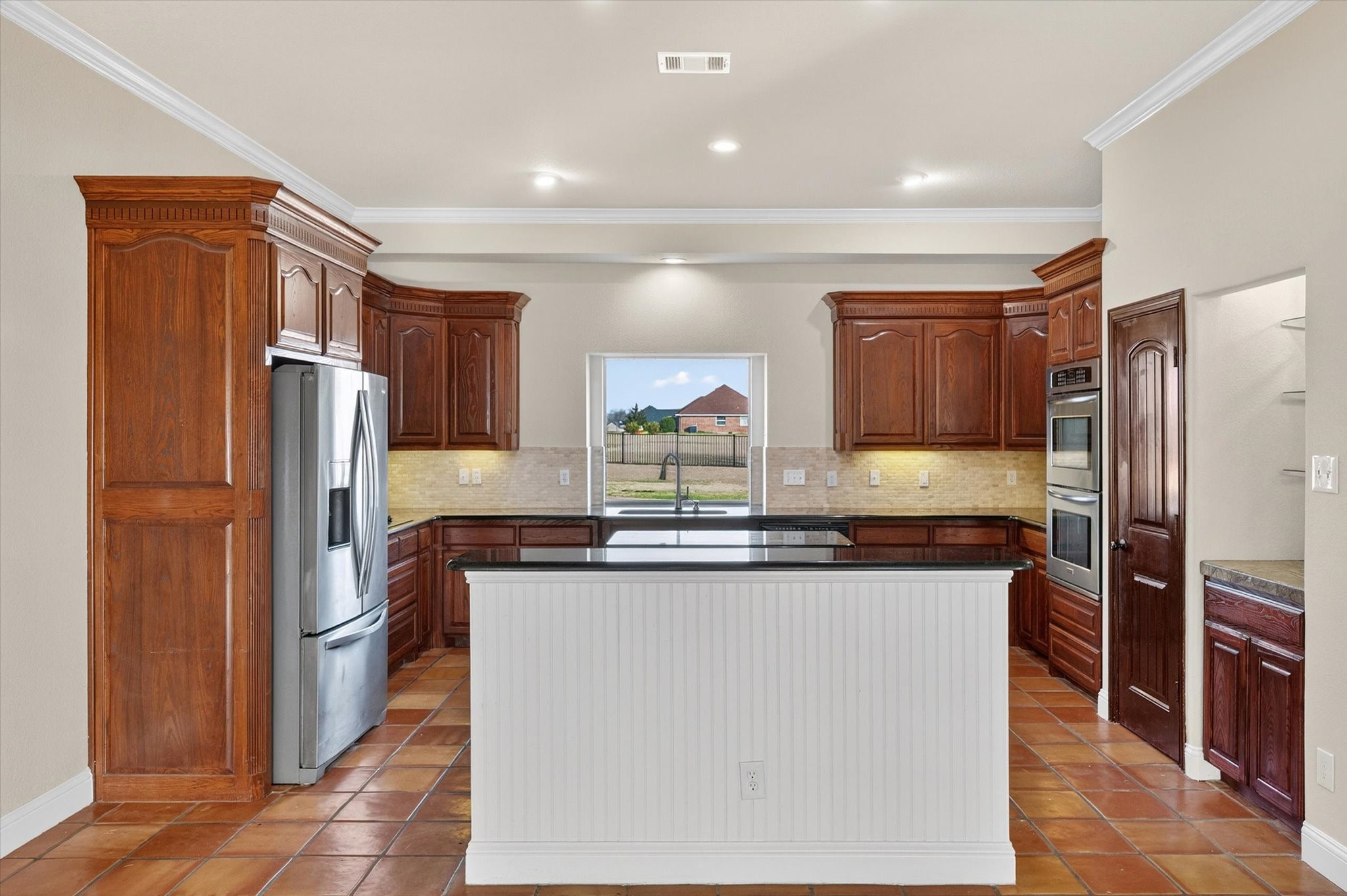 106 Lakeshore Drive Waxahachie TX 75165