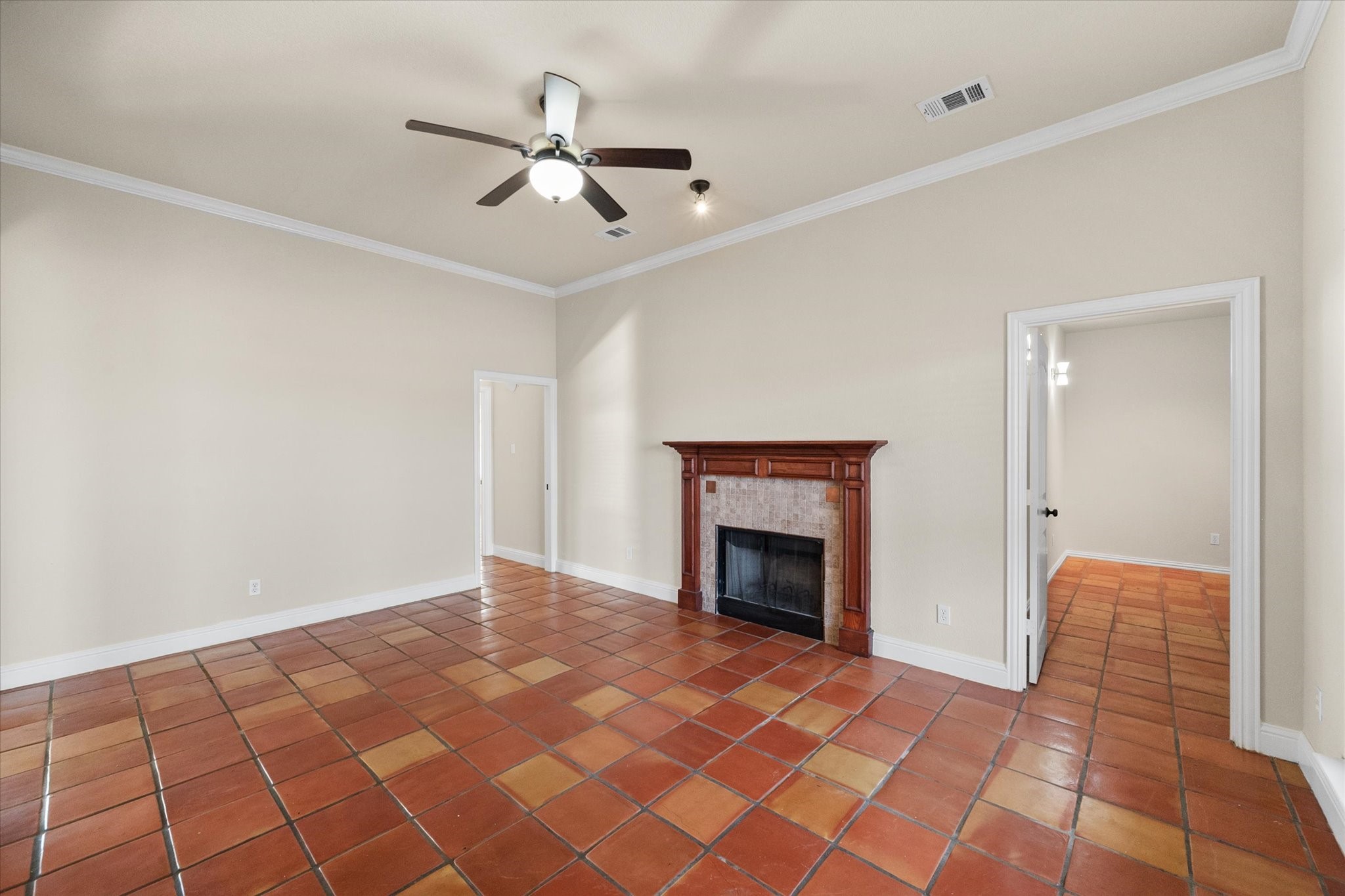 106 Lakeshore Drive Waxahachie TX 75165