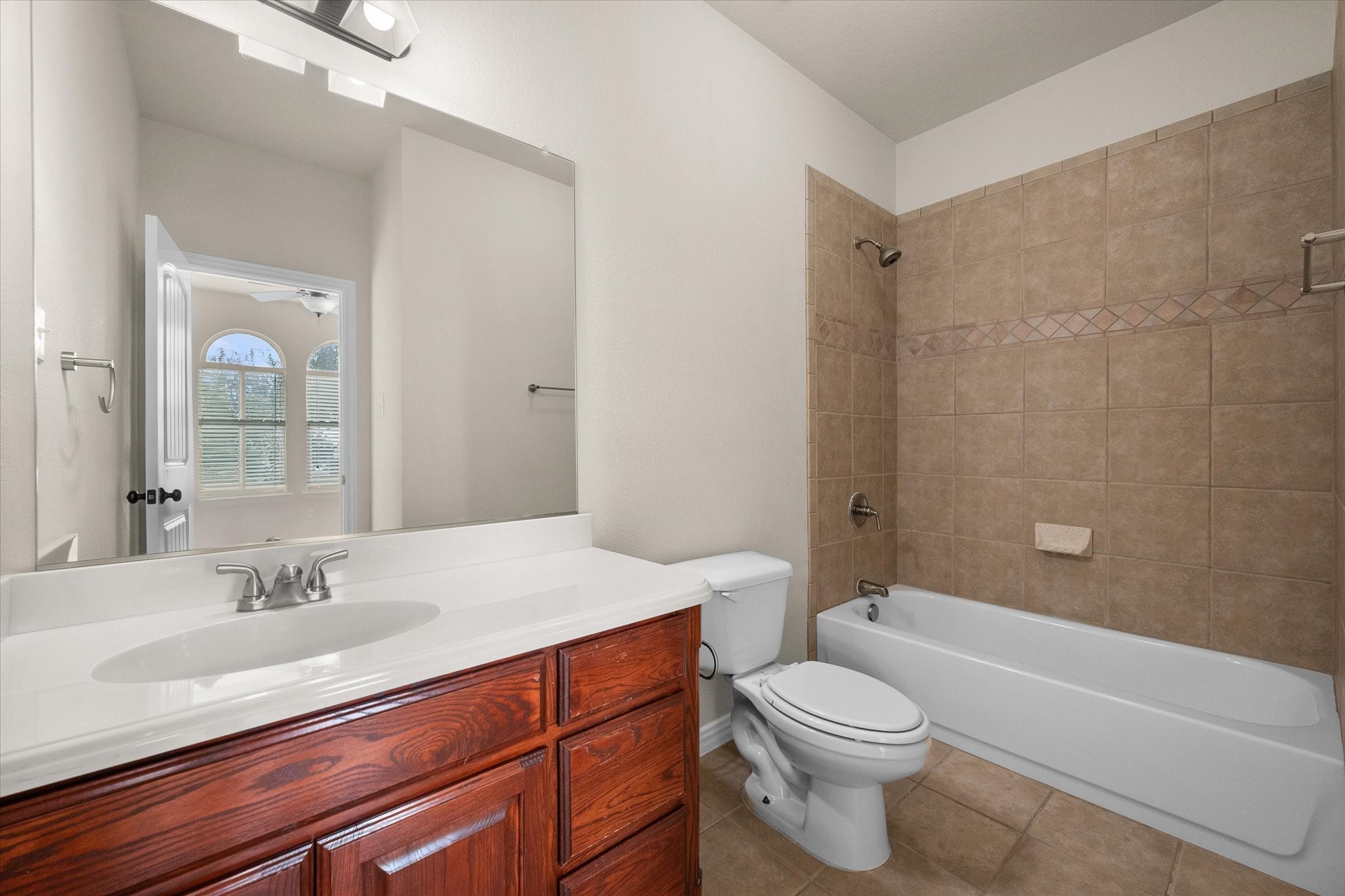106 Lakeshore Drive Waxahachie TX 75165