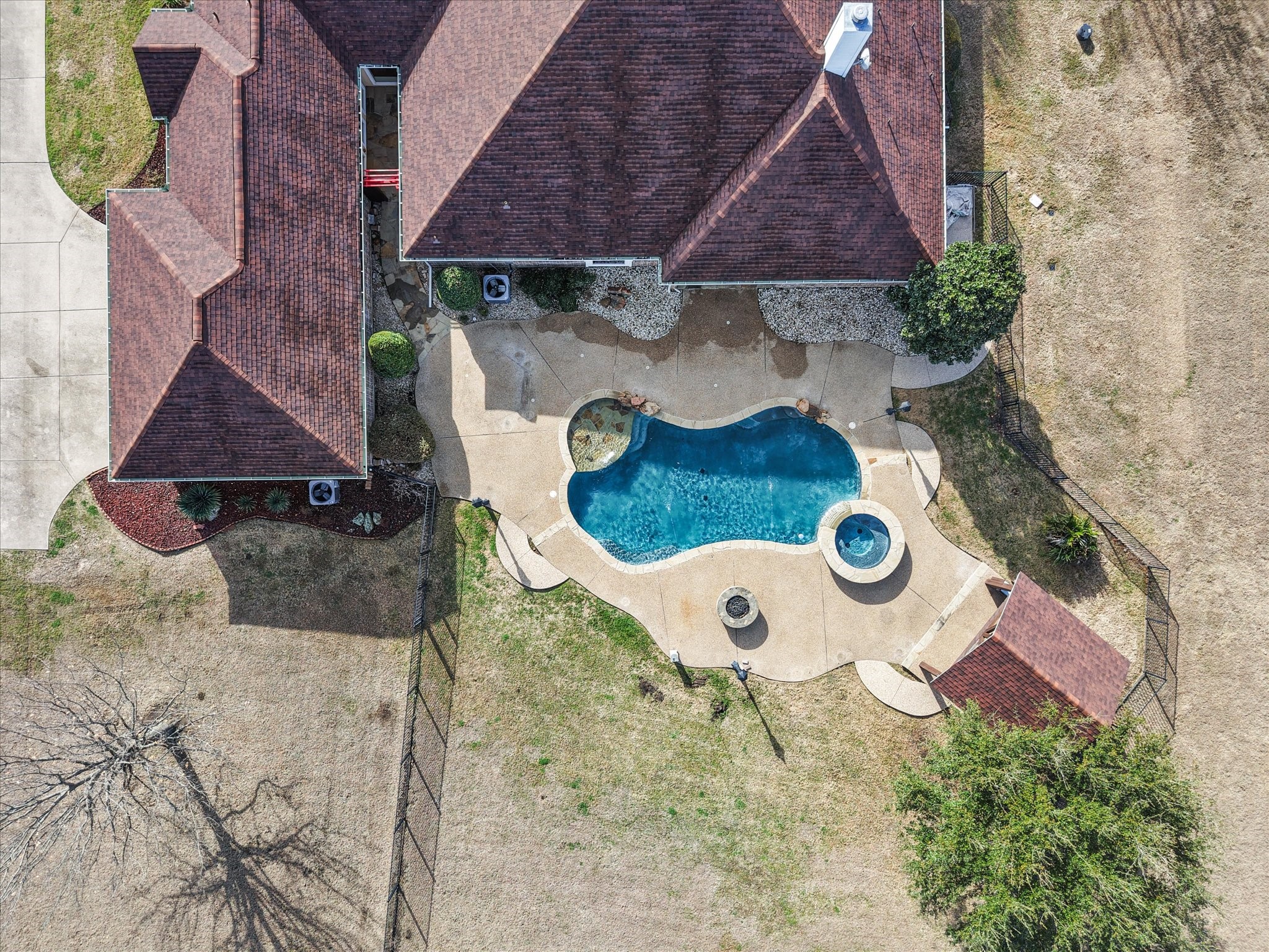 106 Lakeshore Drive Waxahachie TX 75165