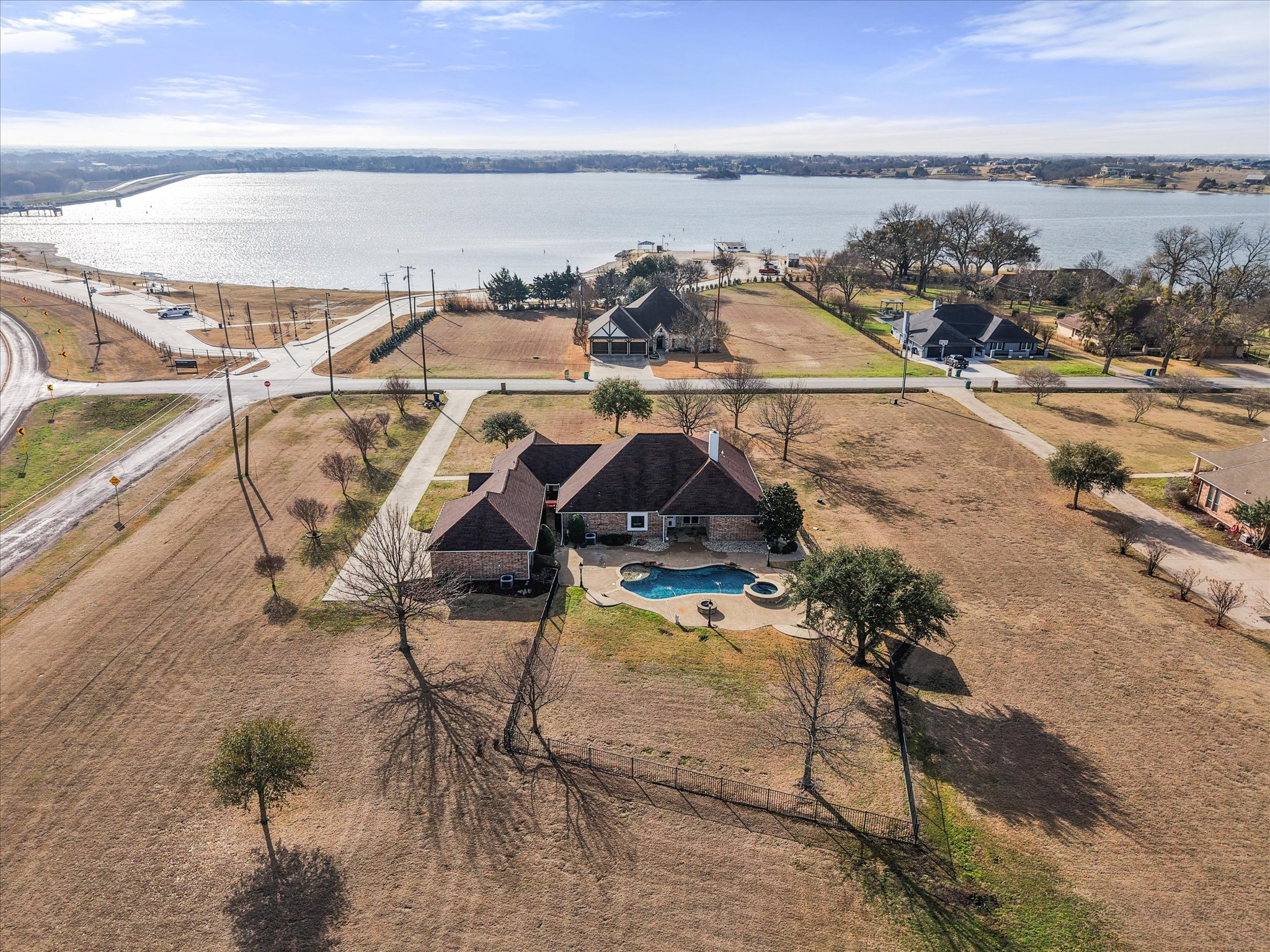 106 Lakeshore Drive Waxahachie TX 75165