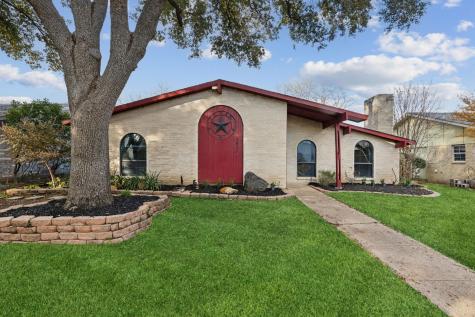 2829 Pinewood Drive Garland TX 75044
