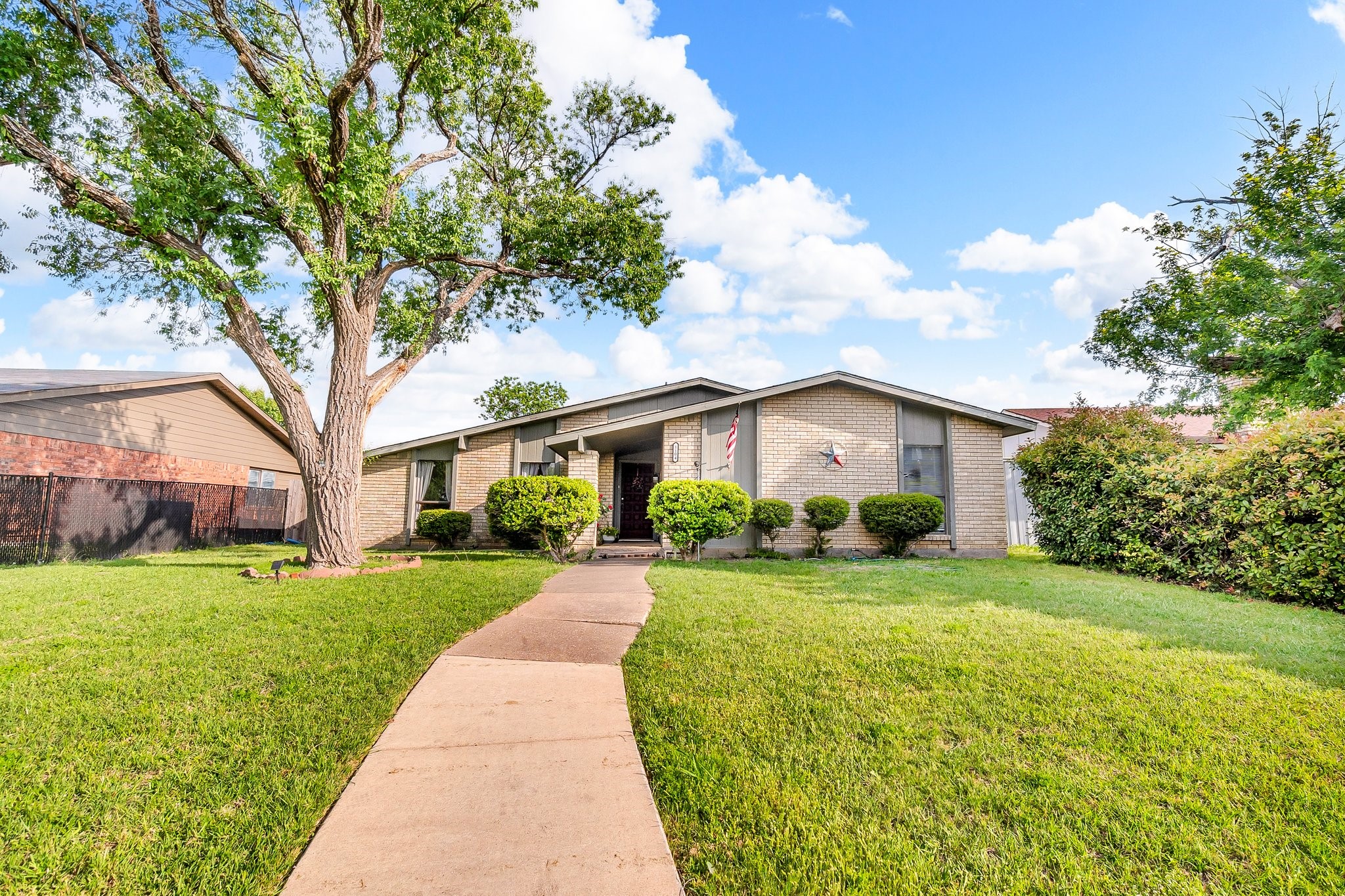 1104 Warwick Drive Mesquite TX 75150