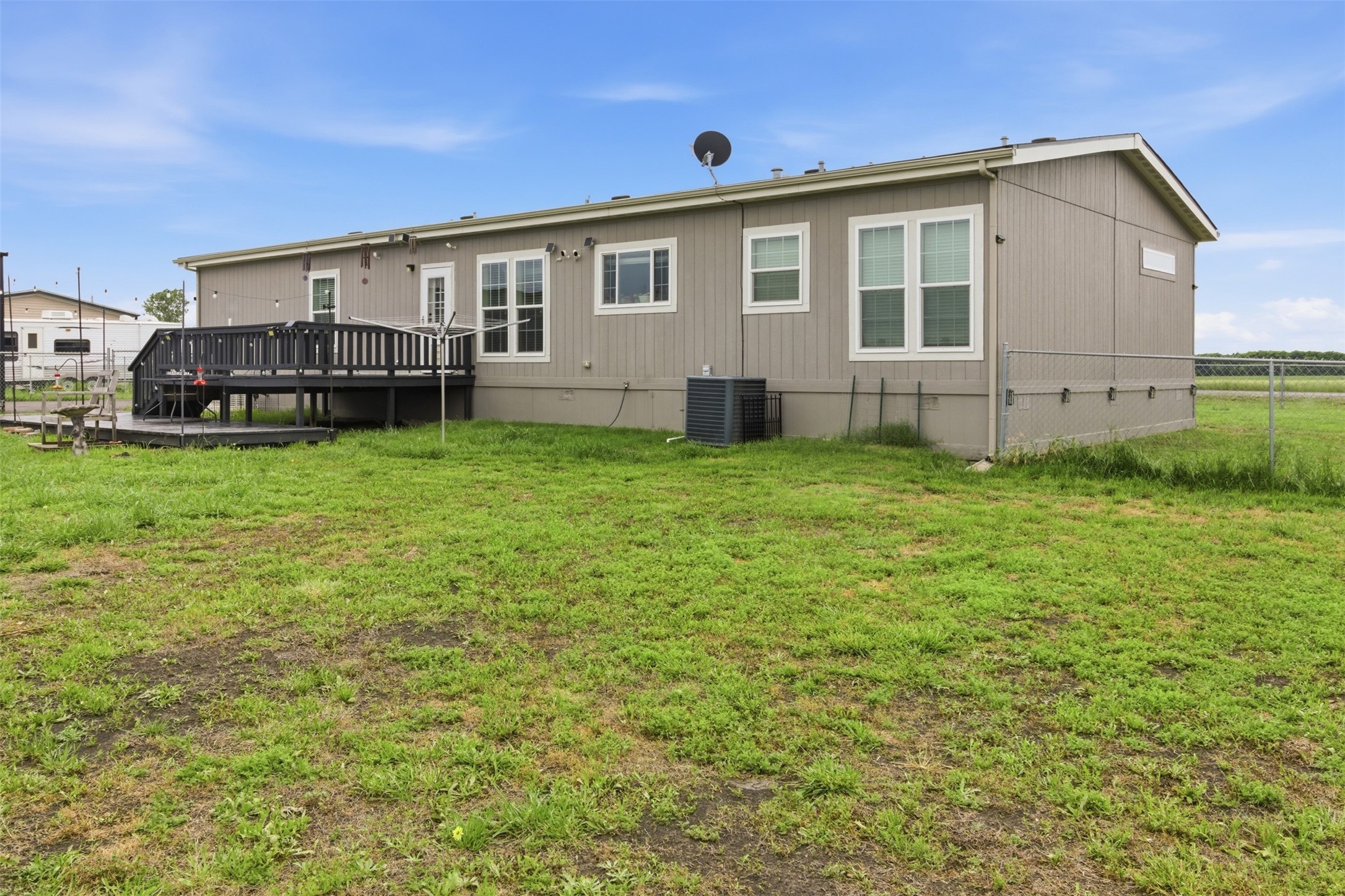 9013 County Road 1143 Leonard TX 75452