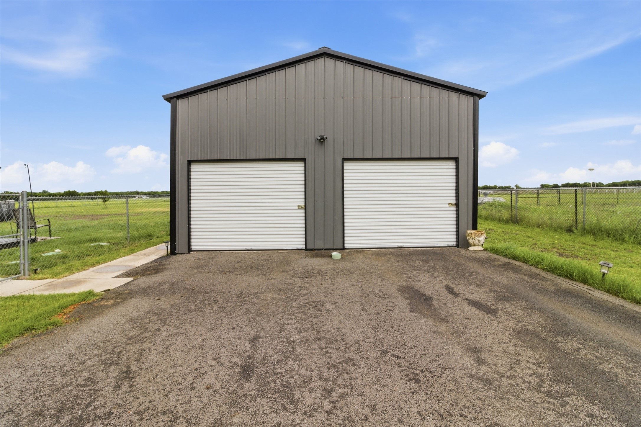9013 County Road 1143 Leonard TX 75452