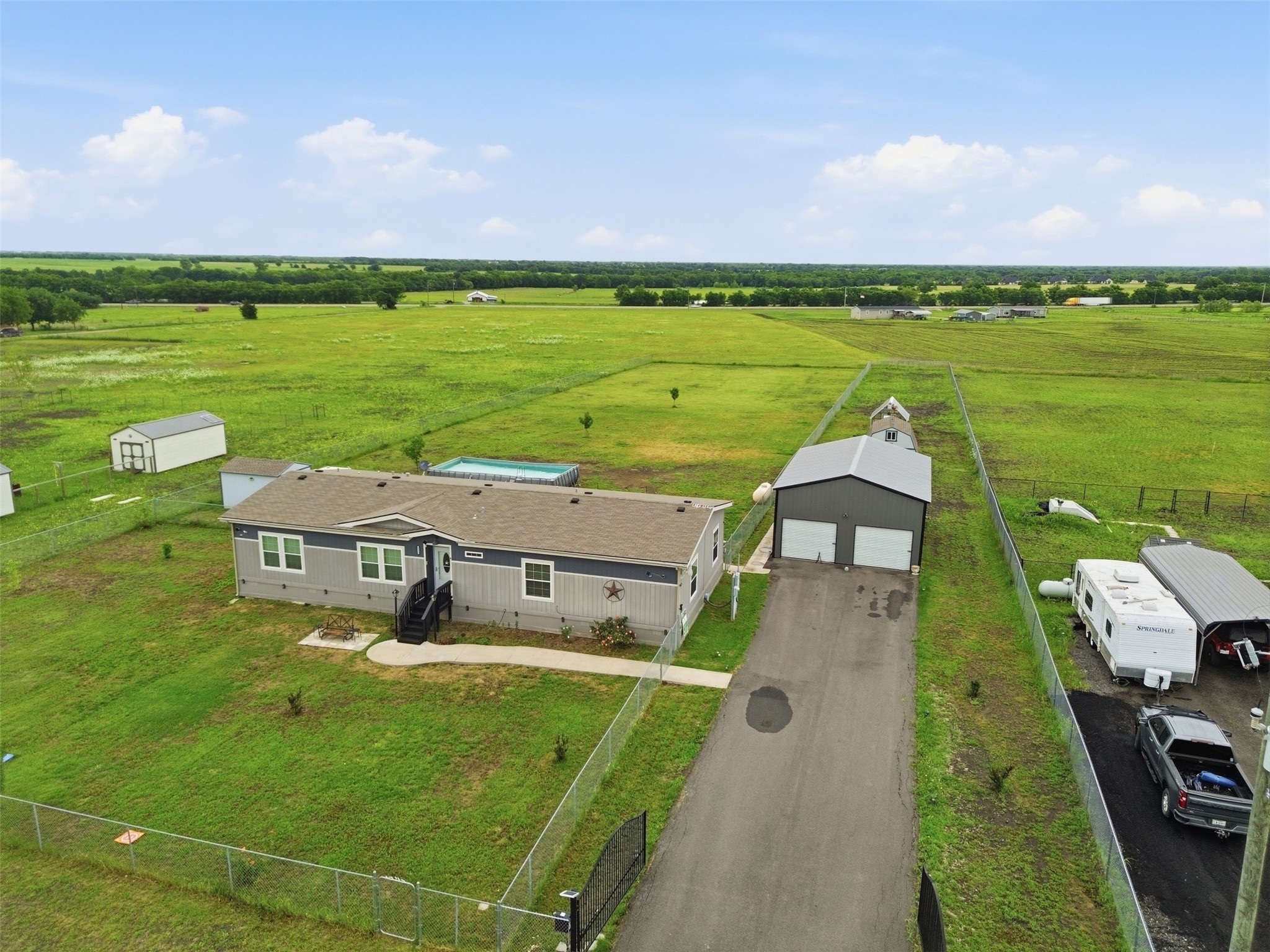 9013 County Road 1143 Leonard TX 75452