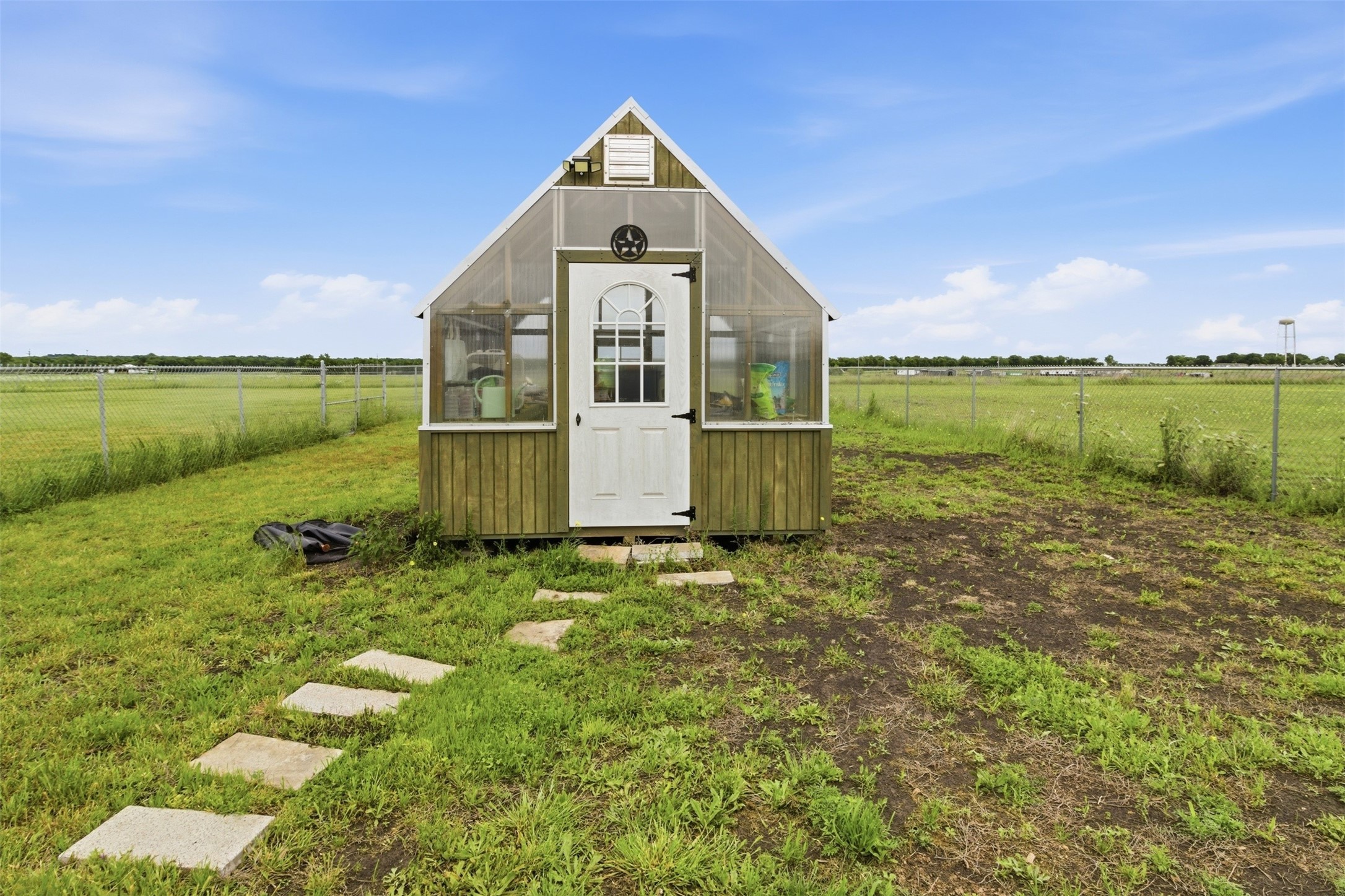 9013 County Road 1143 Leonard TX 75452