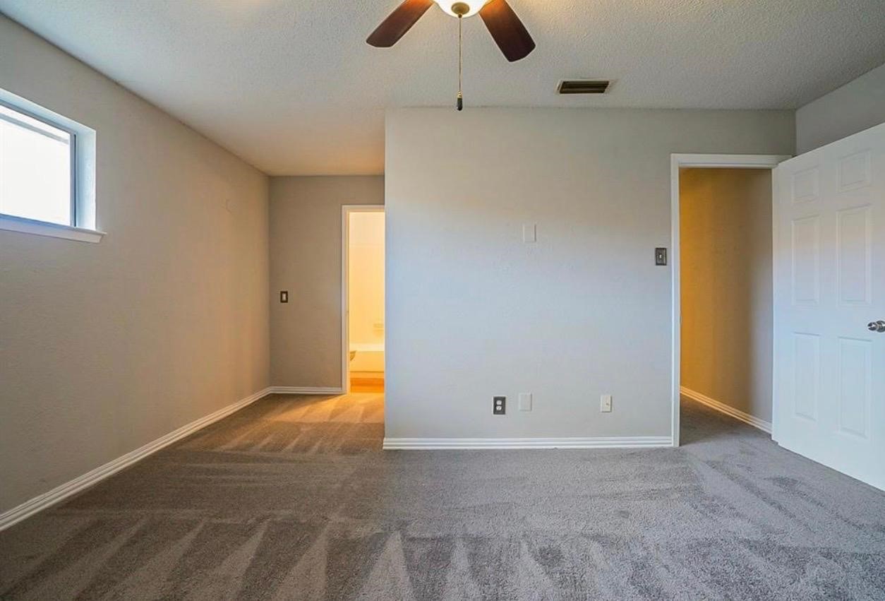 735 Valiant Circle Garland TX 75043