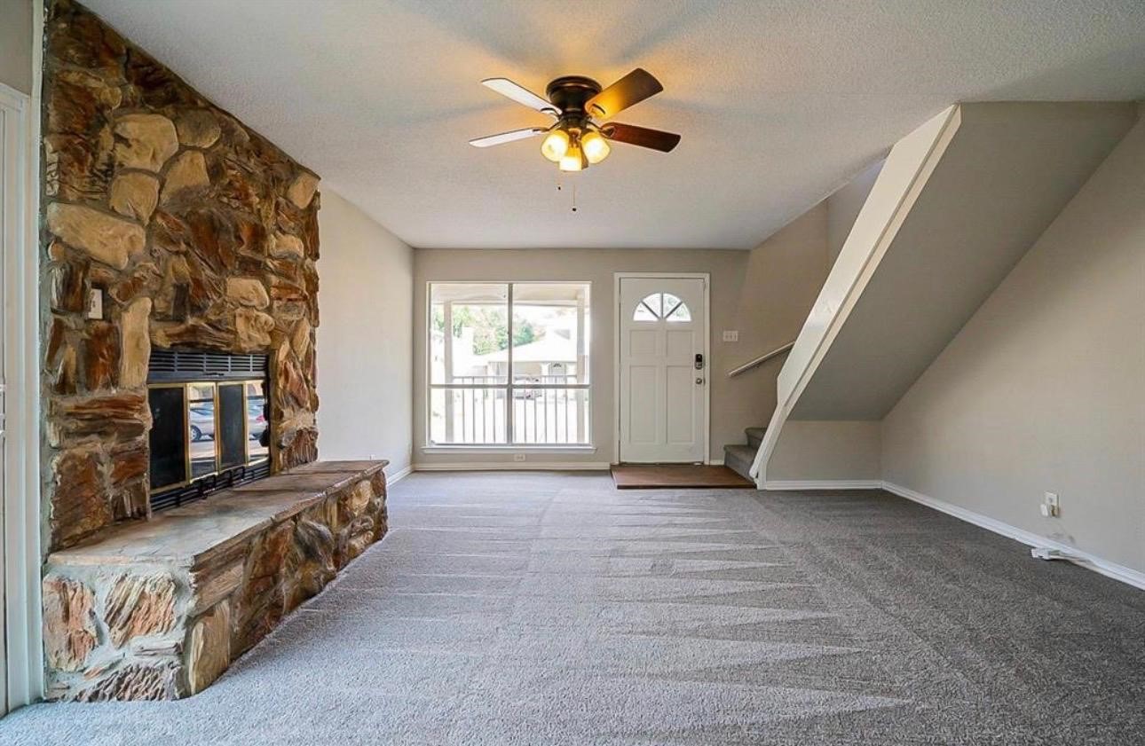 735 Valiant Circle Garland TX 75043