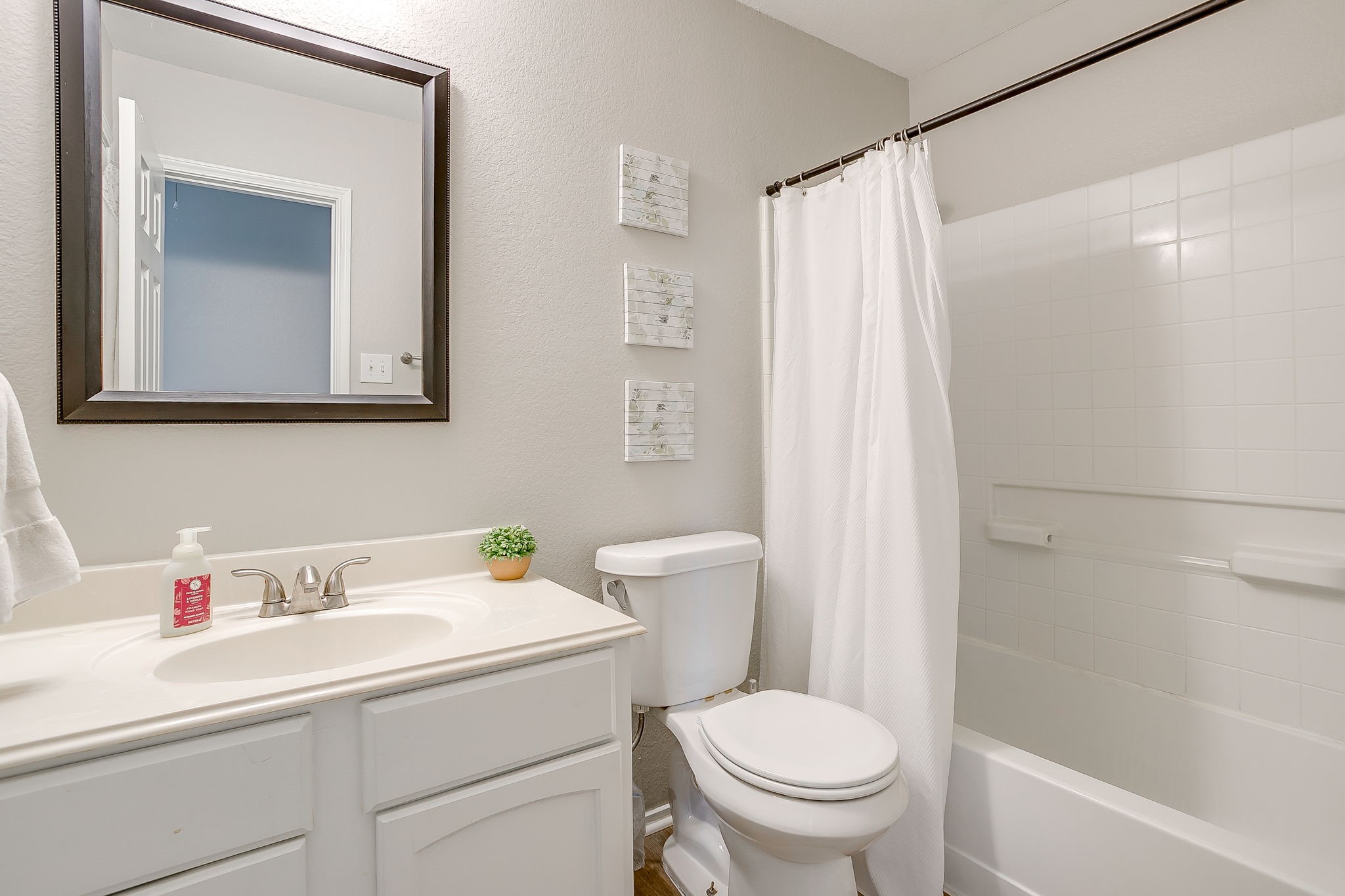 1124 Mourning Dove Drive Burleson TX 76028