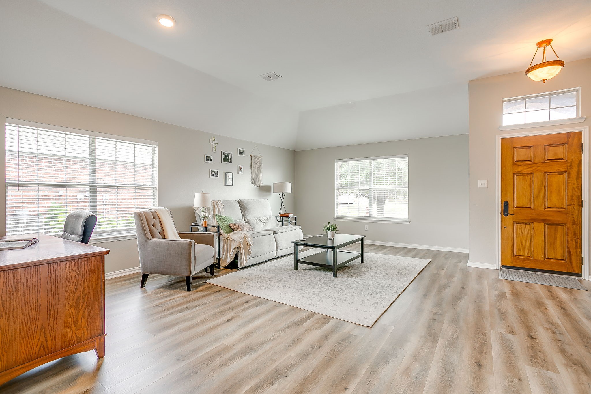 1124 Mourning Dove Drive Burleson TX 76028