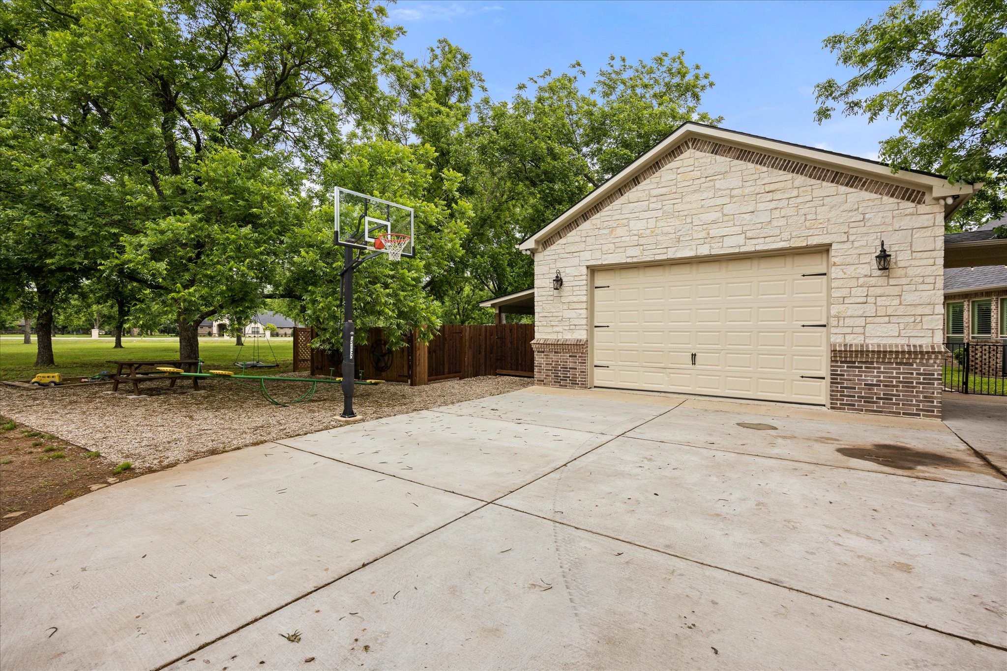 7400 Fox Run Court Granbury TX 76049
