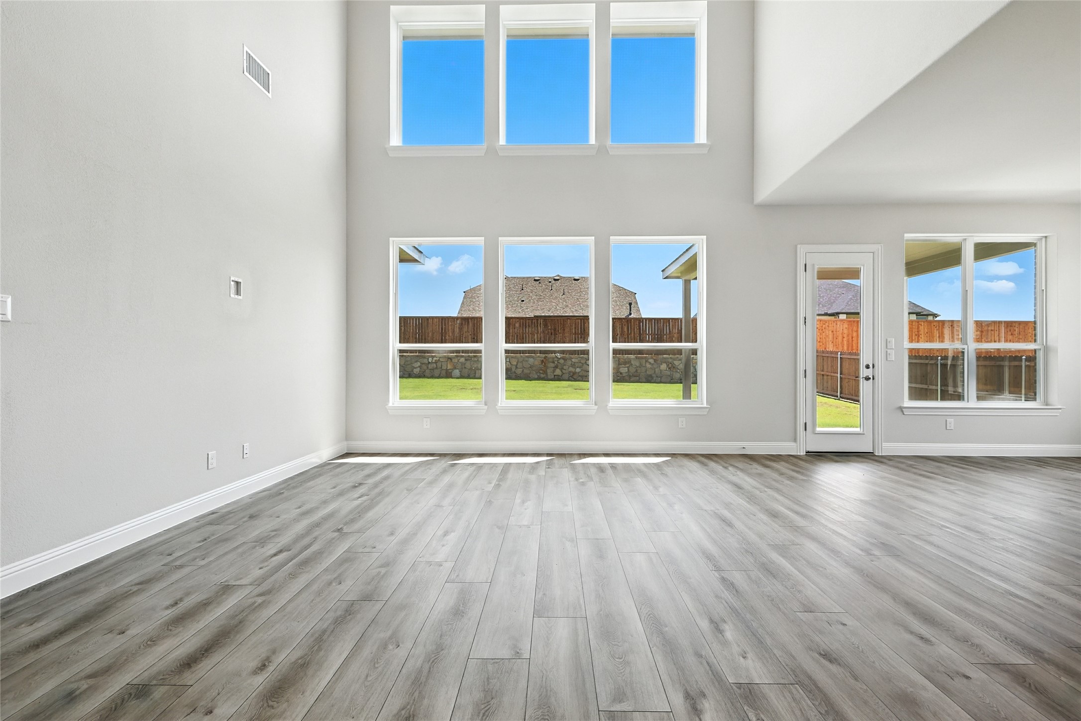 560 Flint Road Waxahachie TX 75167