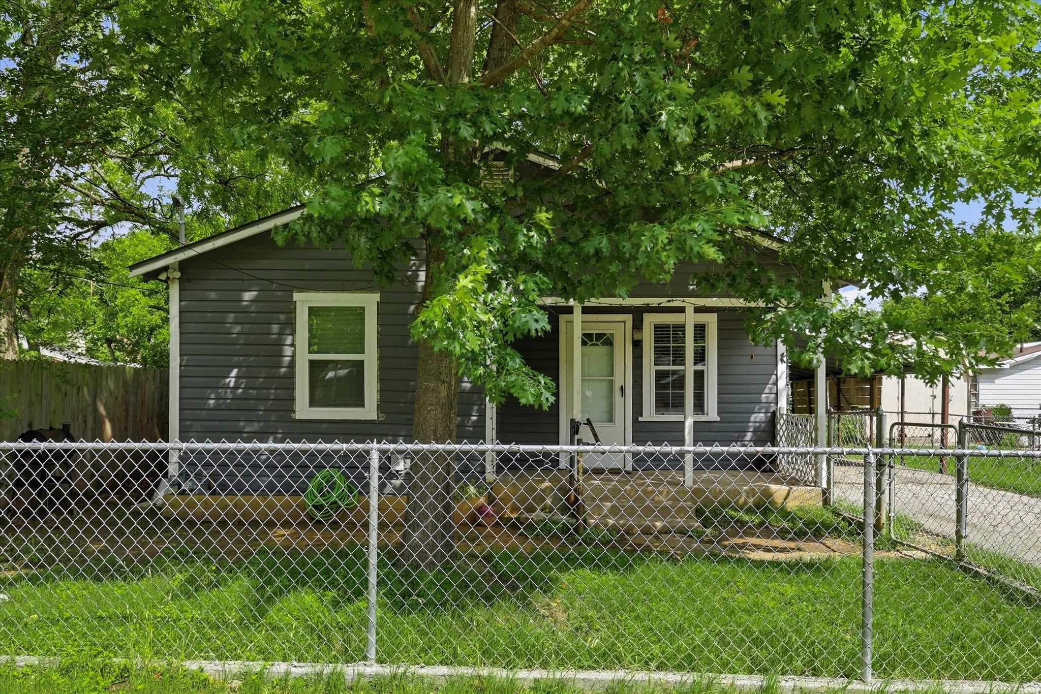 305 Claude Avenue Cleburne TX 76031