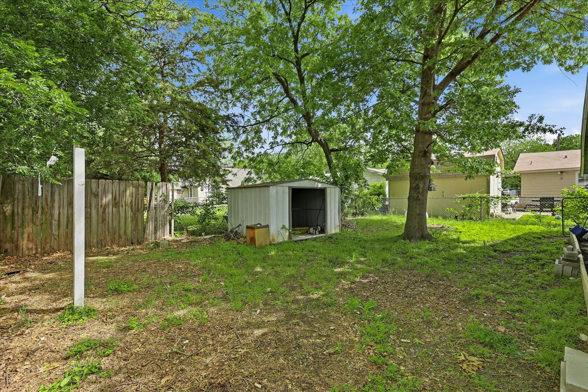 305 Claude Avenue Cleburne TX 76031