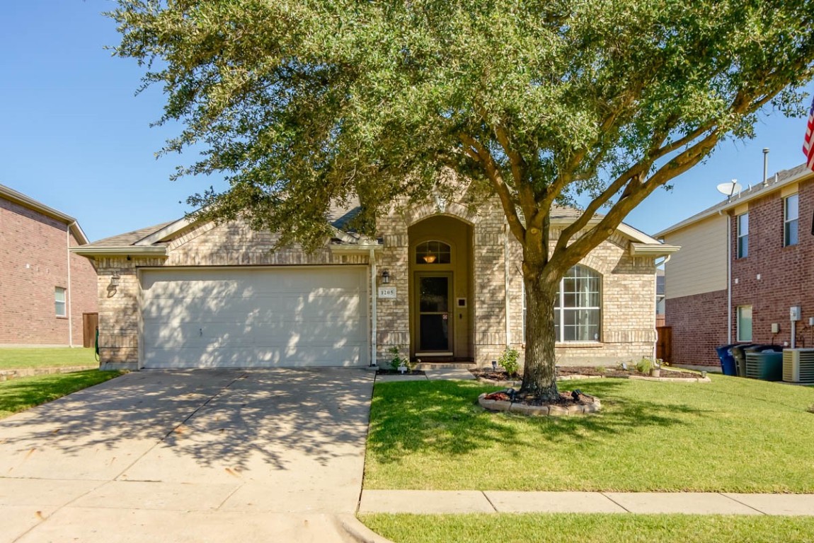 1205 Iron Horse Street Wylie TX 75098