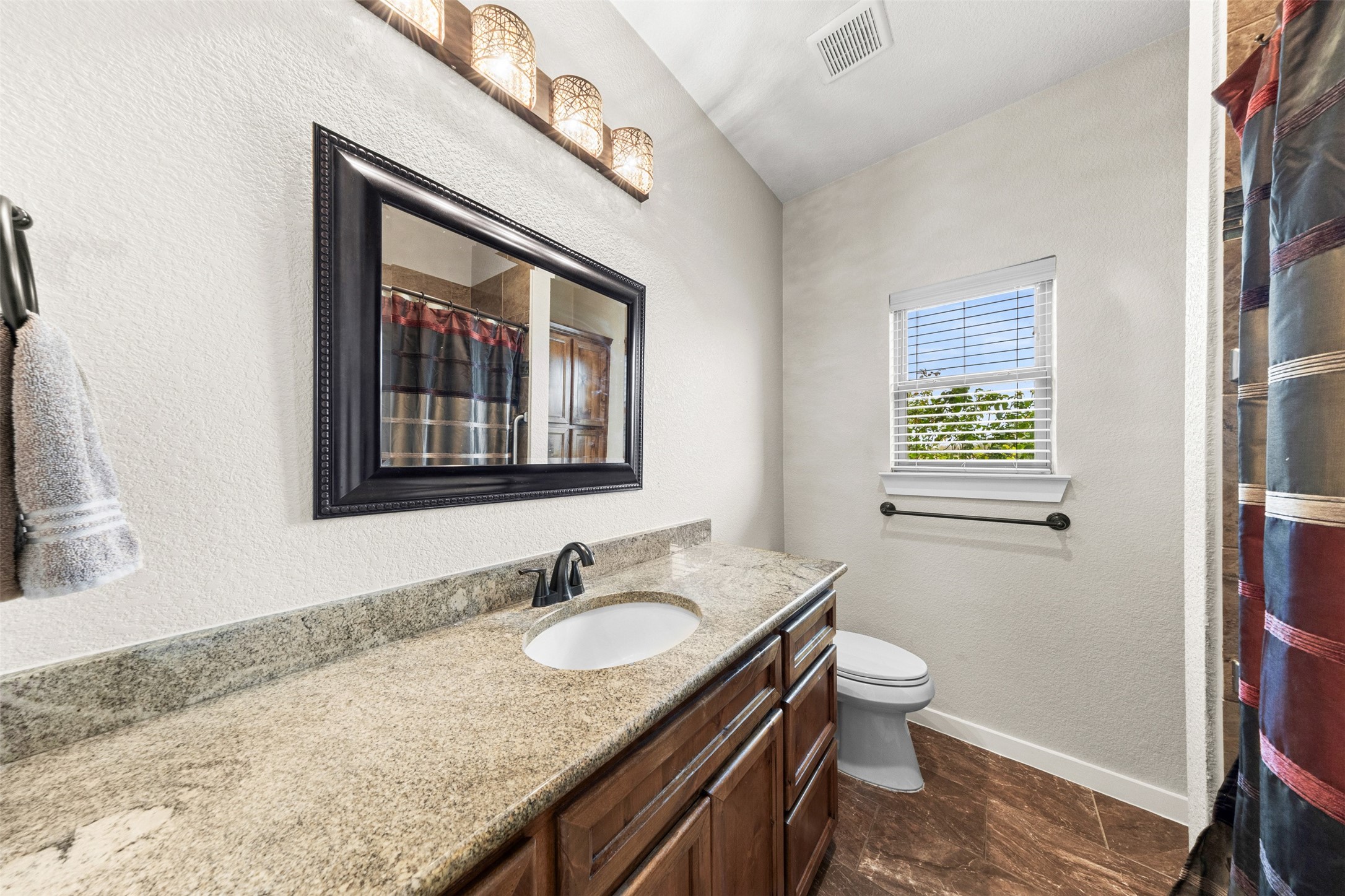 452 County Road 470 Chilton TX 76632