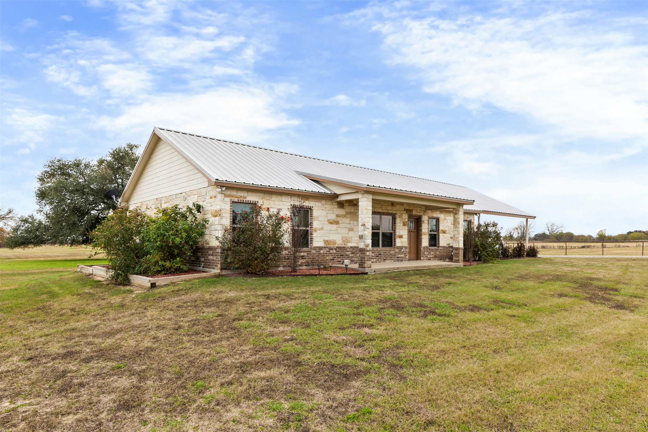 452 County Road 470 Chilton TX 76632