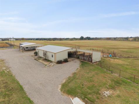 452 County Road 470 Chilton TX 76632