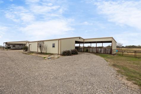 452 County Road 470 Chilton TX 76632