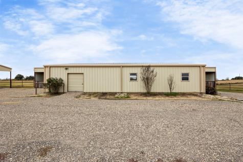 452 County Road 470 Chilton TX 76632