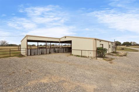 452 County Road 470 Chilton TX 76632