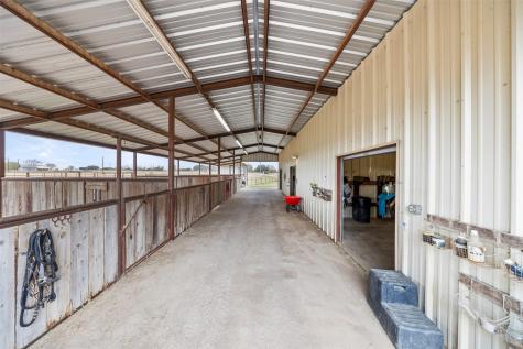 452 County Road 470 Chilton TX 76632