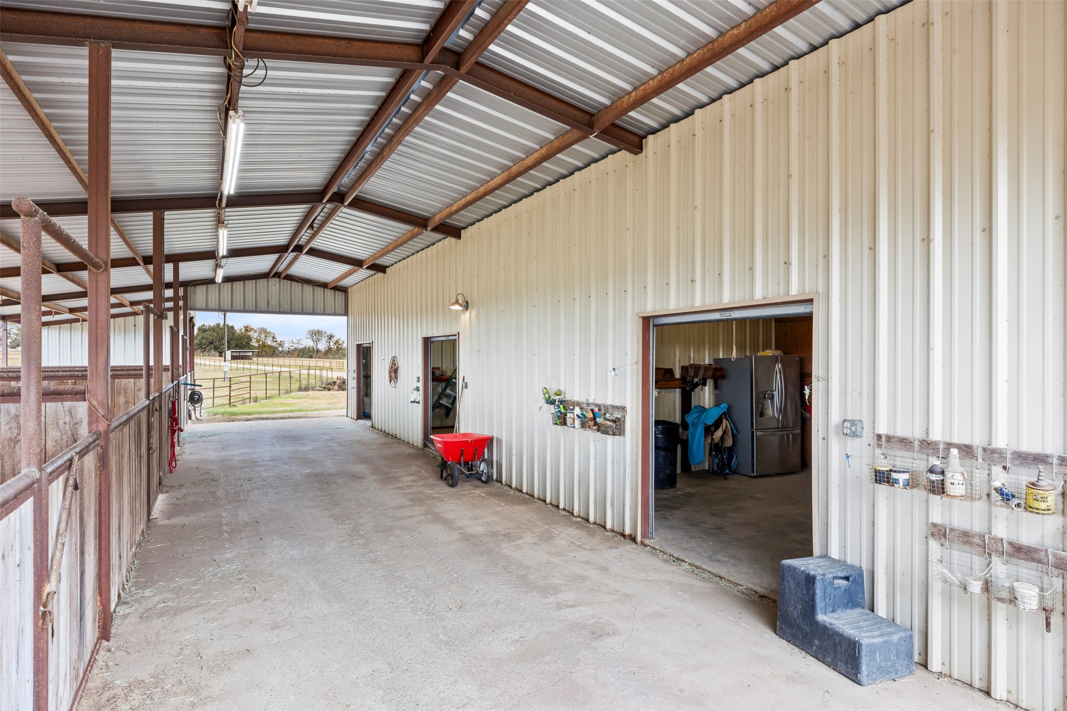 452 County Road 470 Chilton TX 76632